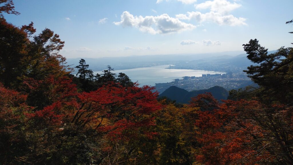 比叡山より琵琶湖を臨む