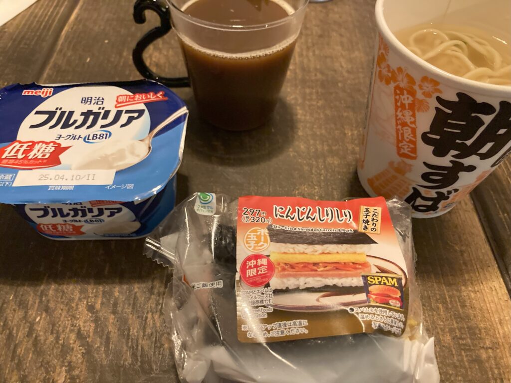 ファミマで買える朝すばは美味