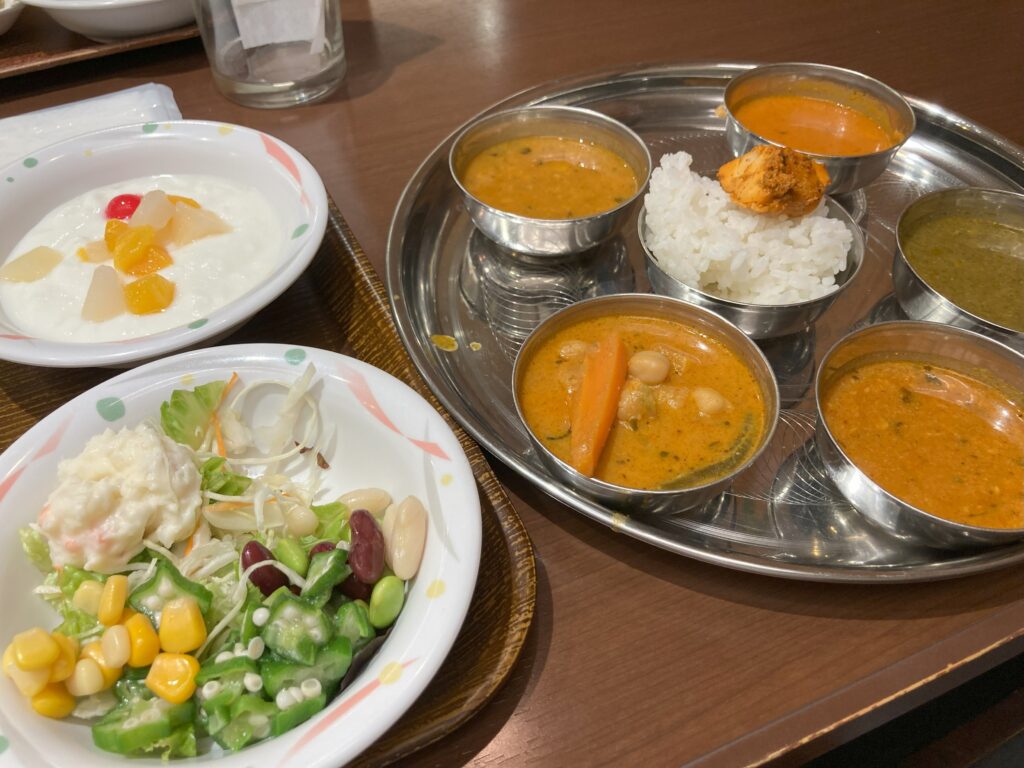 ホテル京阪天満橋の朝食カレー
