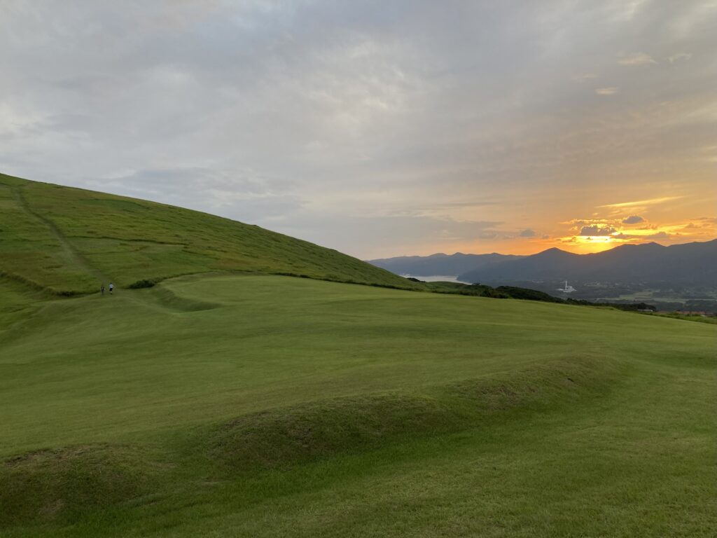 鬼岳からの夕日