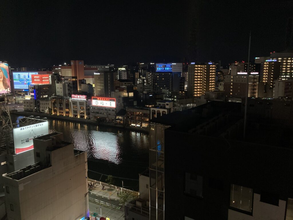 ホテルトリニティ博多12階からの夜景