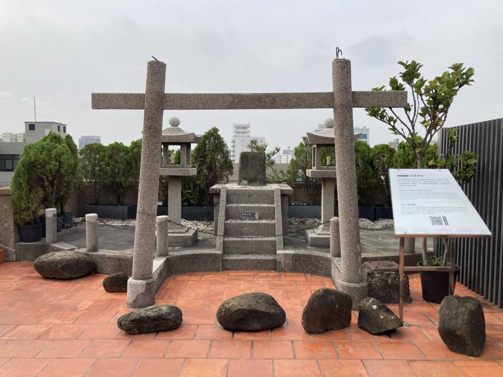 林百貨店屋上の神社