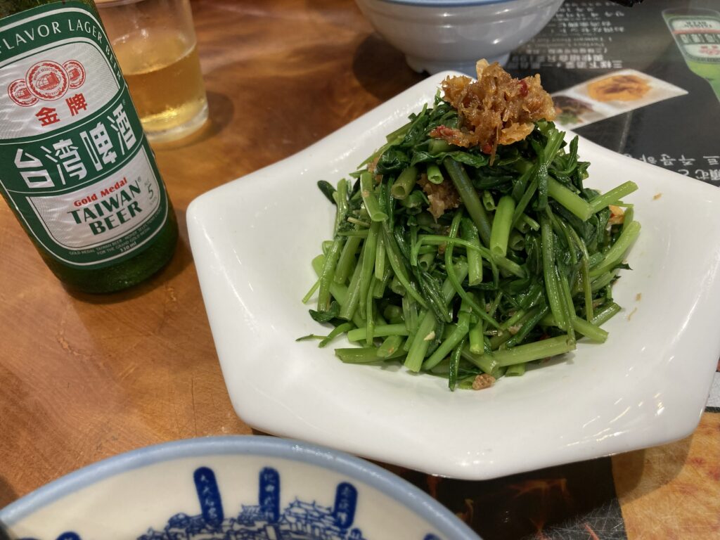 度小月担仔面の空心菜料理