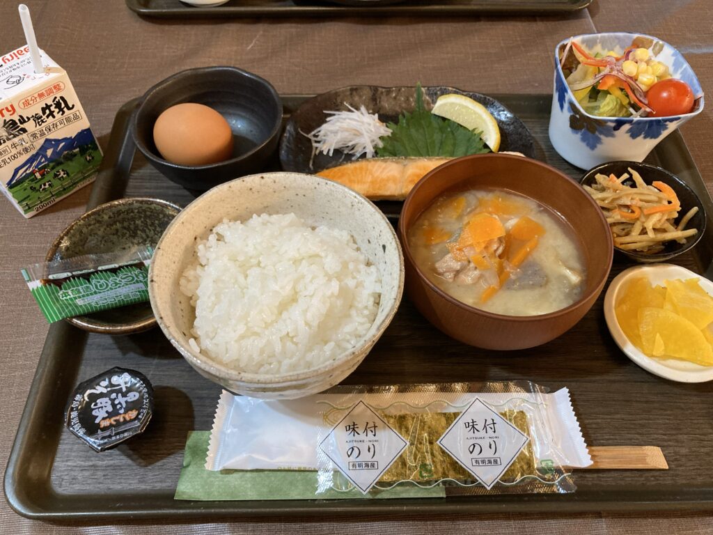 こしかの温泉の和定食は8時30分から