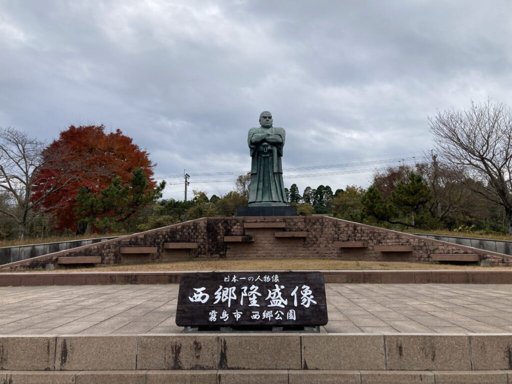 鹿児島空港の西郷隆盛像
